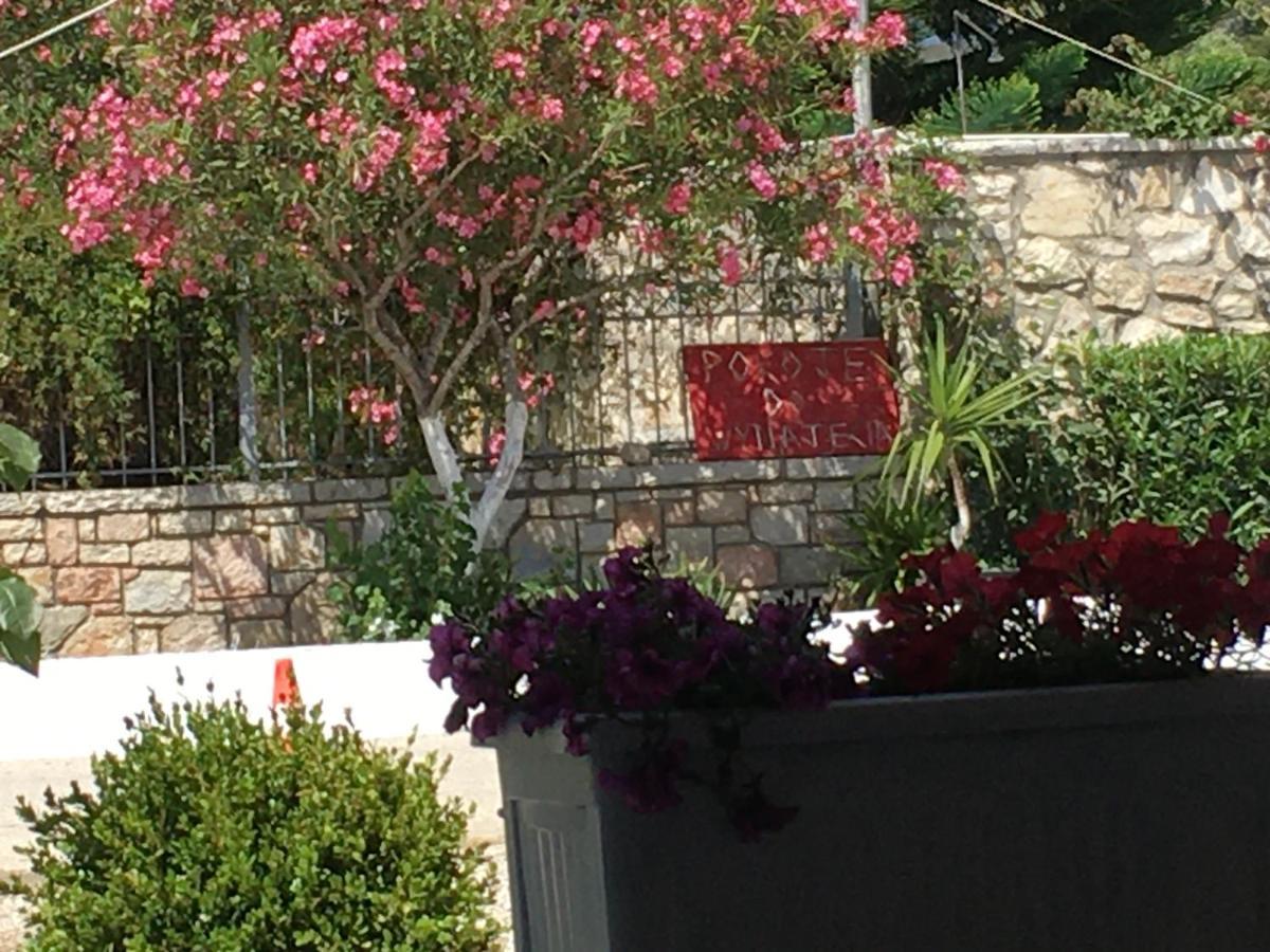 Irini Boutique Rooms!!! Himare Bagian luar foto