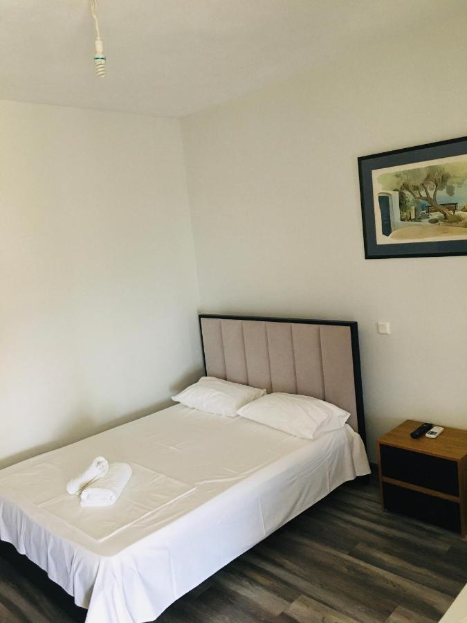 Irini Boutique Rooms!!! Himare Bagian luar foto