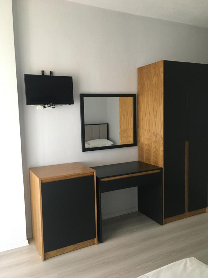 Irini Boutique Rooms!!! Himare Bagian luar foto
