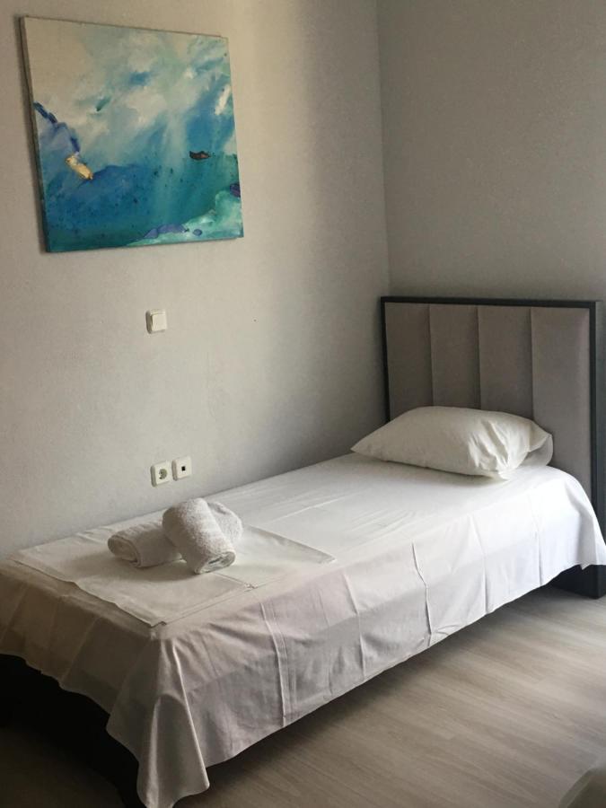 Irini Boutique Rooms!!! Himare Bagian luar foto