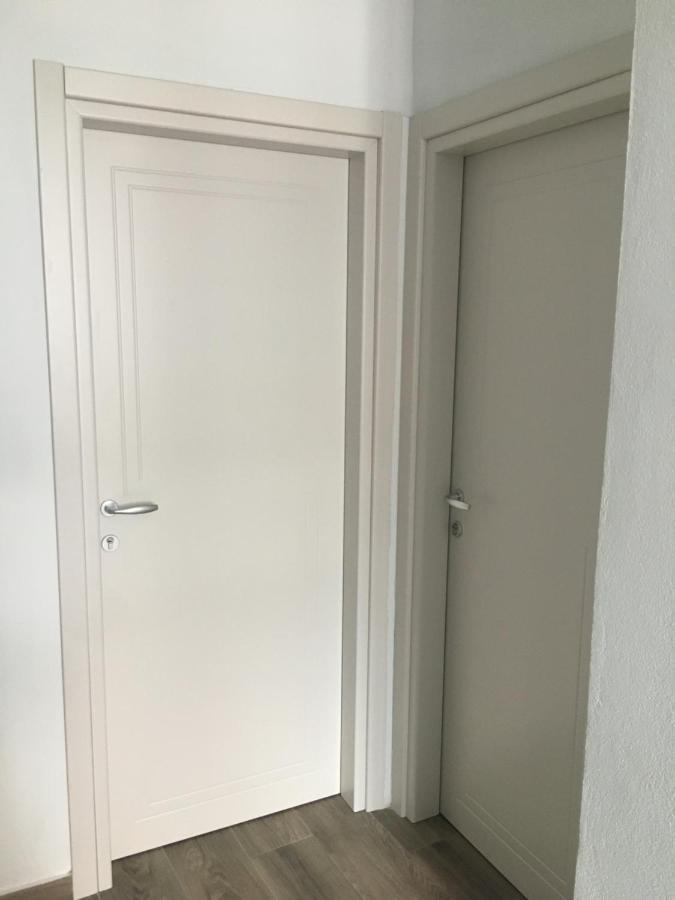 Irini Boutique Rooms!!! Himare Bagian luar foto