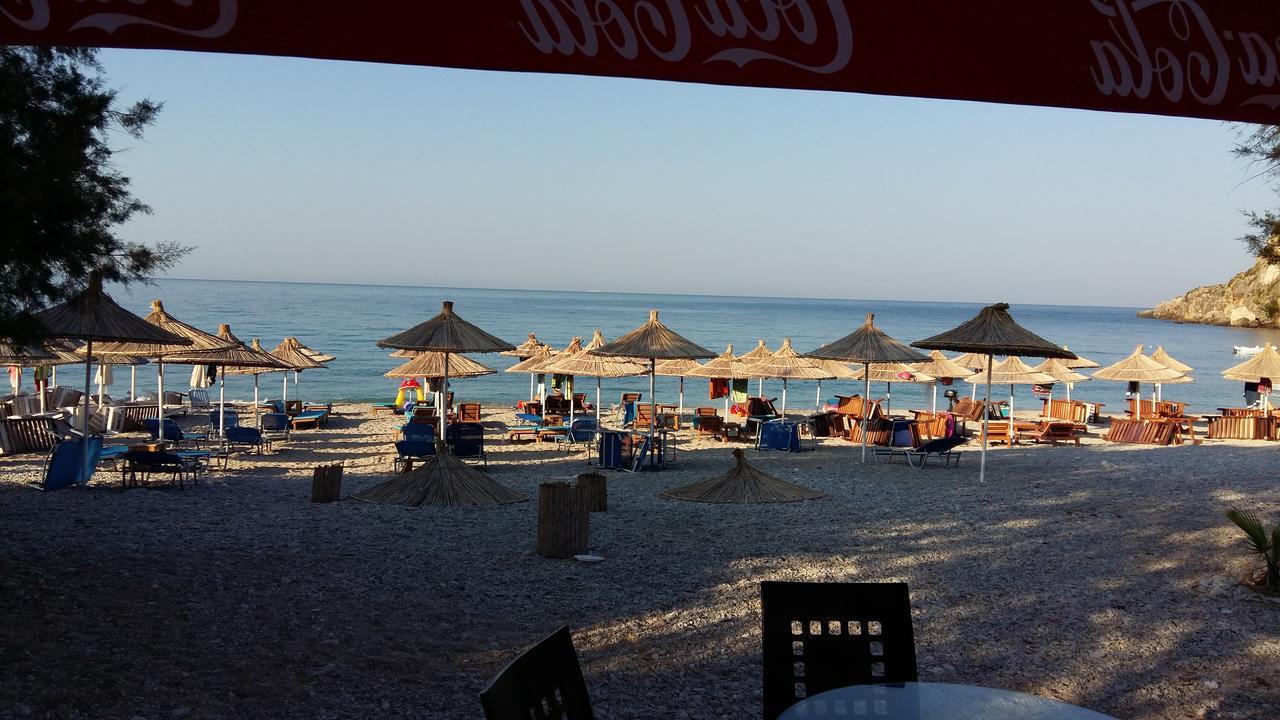 Irini Boutique Rooms!!! Himare Bagian luar foto