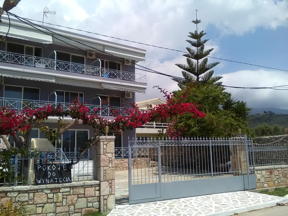 Irini Boutique Rooms!!! Himare Bagian luar foto